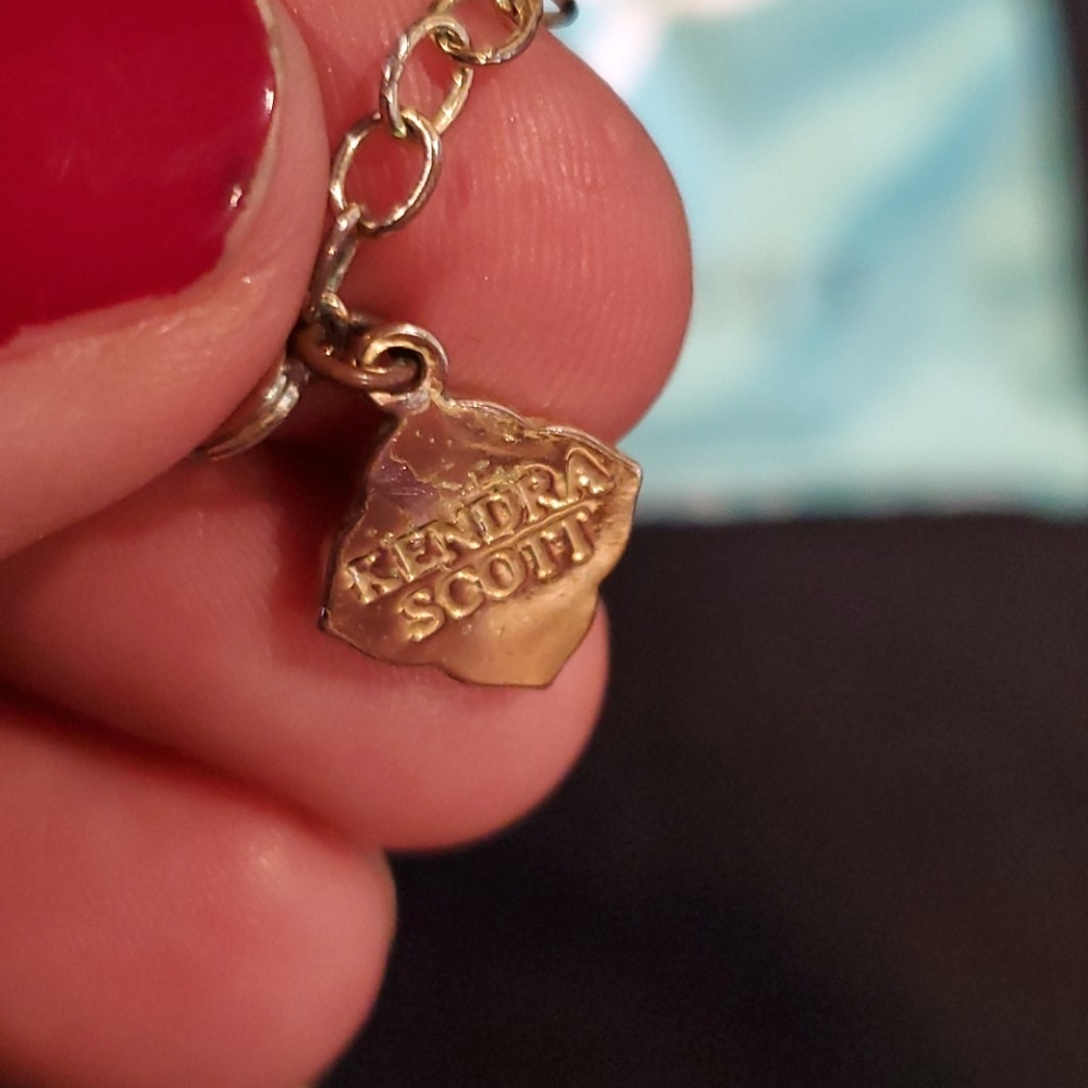 Kendra Scott Rayne Necklace with Mint Jewel - Picture 4 of 6